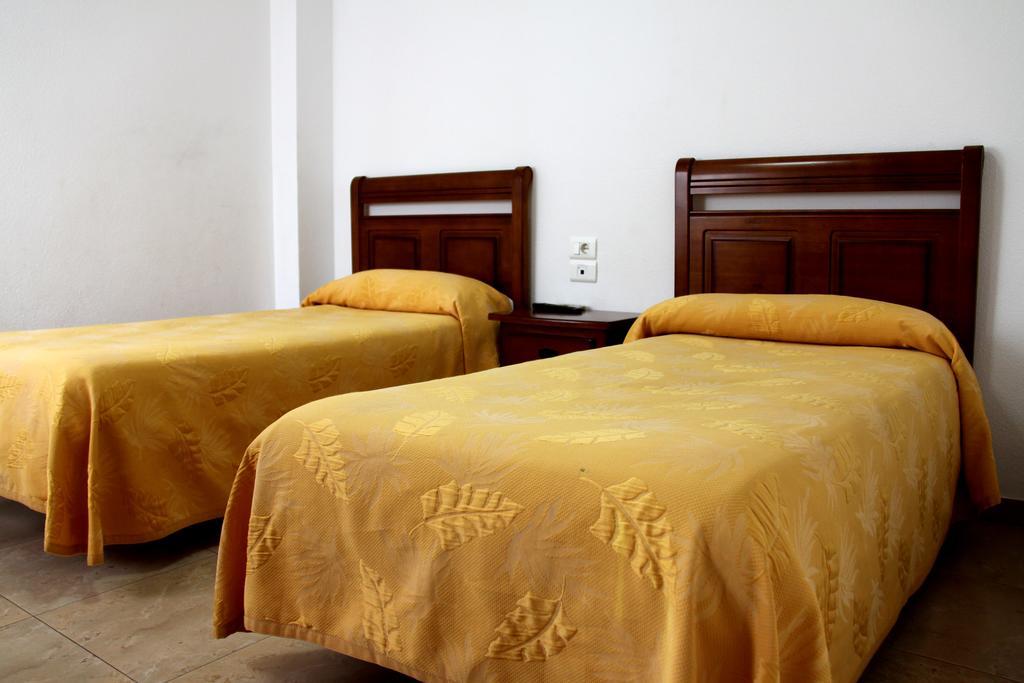 Hostal Restaurante La Masia Vila-real Kamer foto